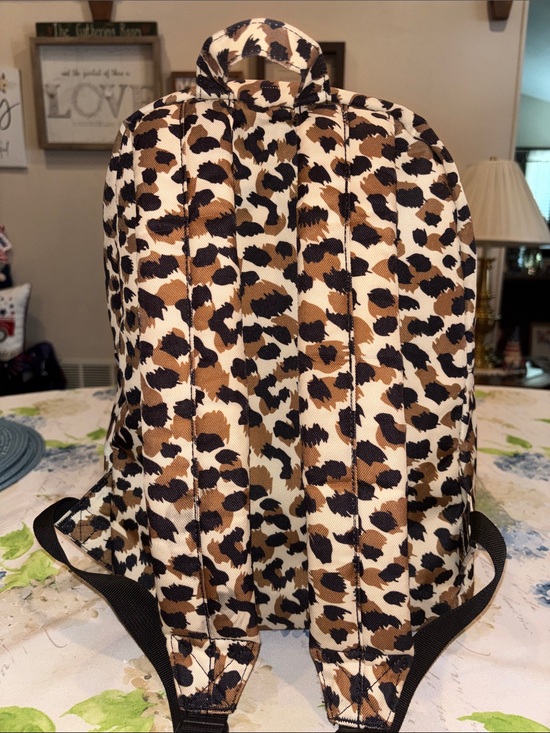 herschel backpack animal print SUPPLY - Accessories - Classic XL Built to go Herschel Supply Co. Classic Leopard